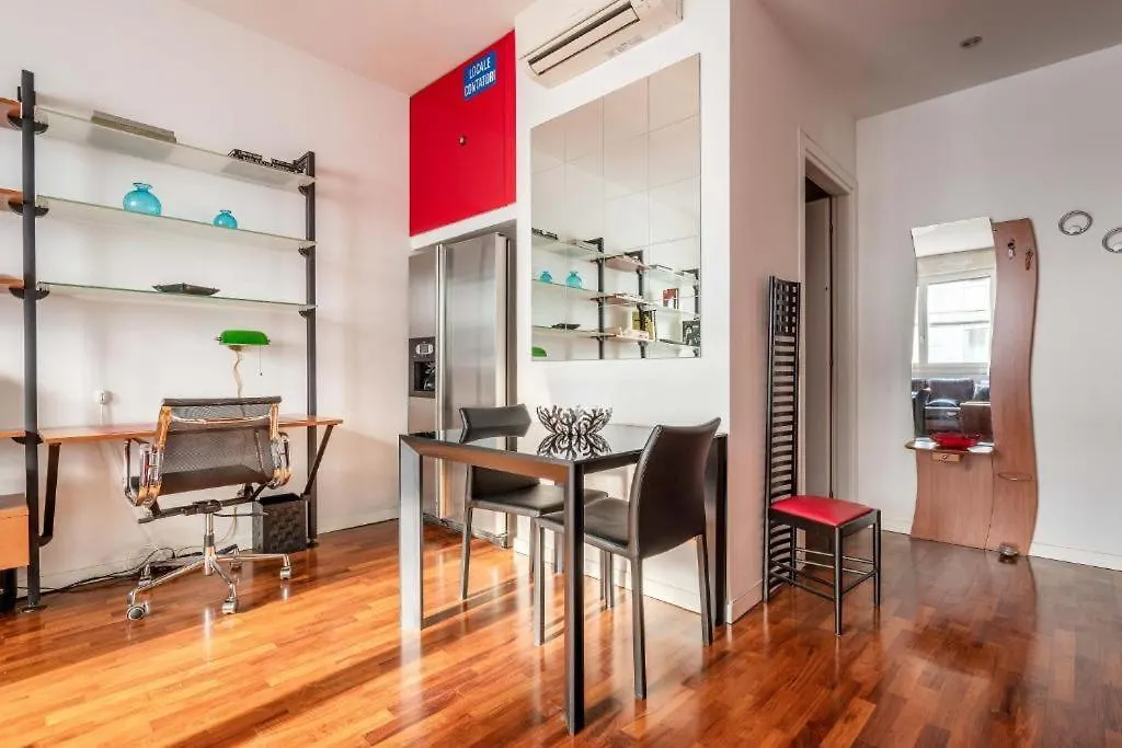 Apartamento Amazing Apt In The Heart Of Pta Venezia Milán