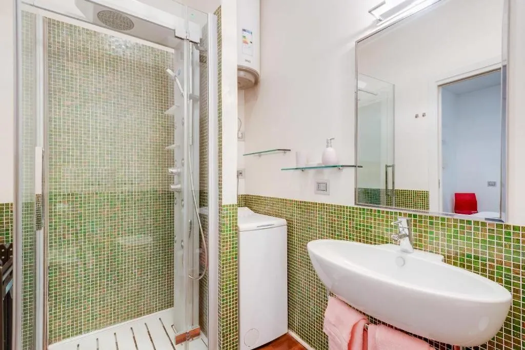 Amazing Apt In The Heart Of Pta Venezia Milán Apartamento
