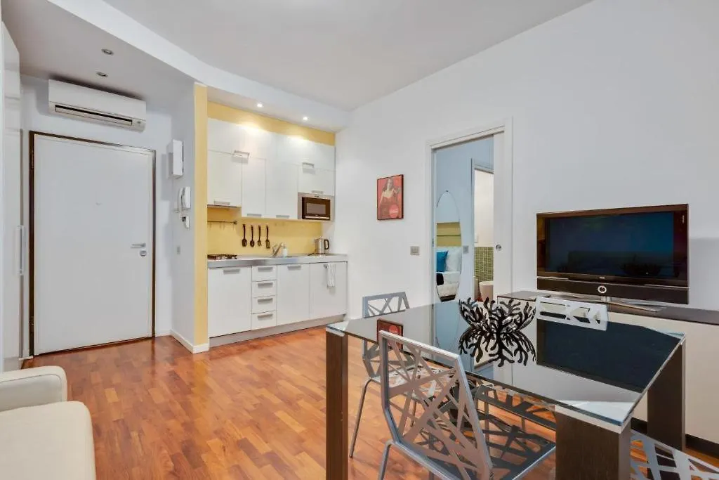 Amazing Apt In The Heart Of Pta Venezia Milán Apartamento