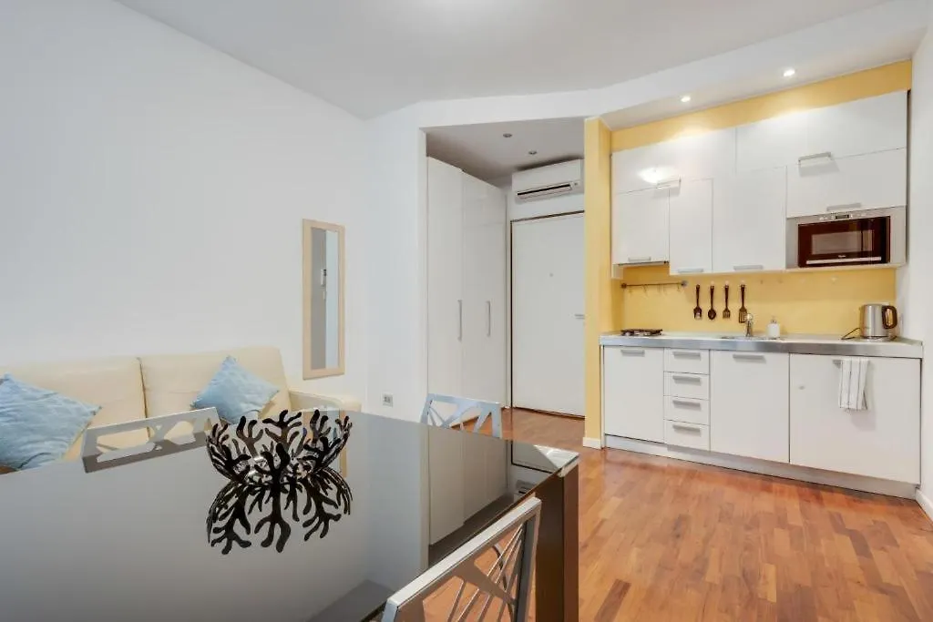 Amazing Apt In The Heart Of Pta Venezia Milán